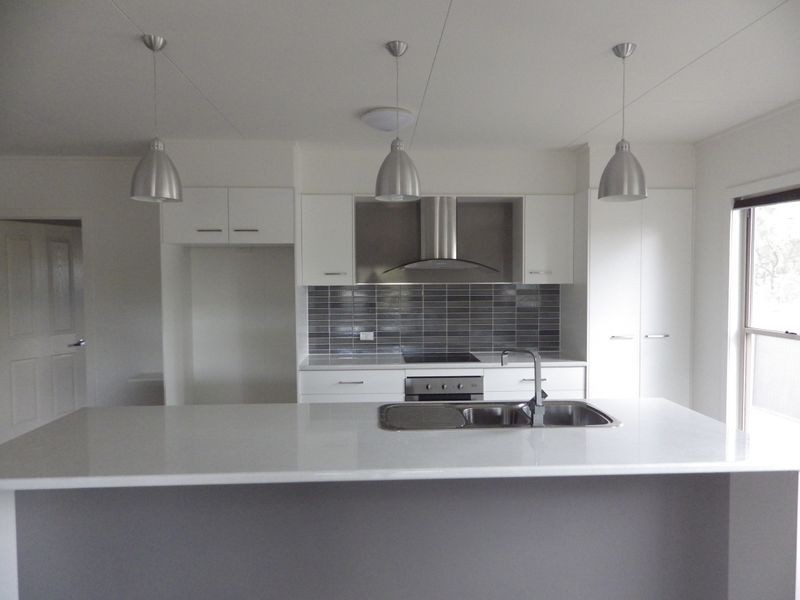 1 Saunders Street, Roma QLD 4455