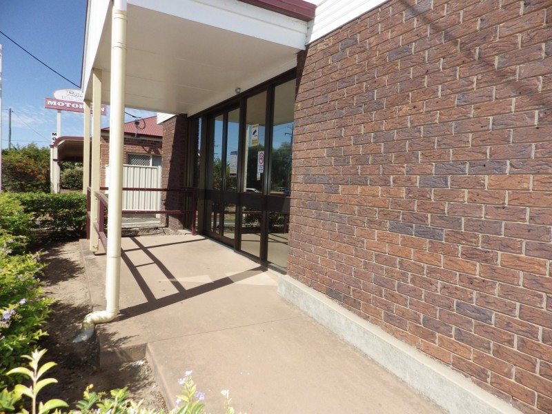 39 Hawthorne Street, Roma QLD 4455