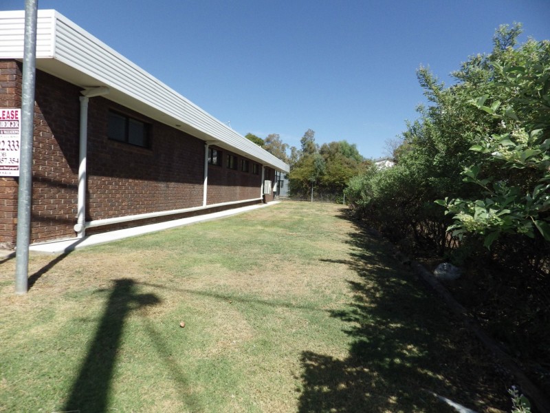 39 Hawthorne Street, Roma QLD 4455