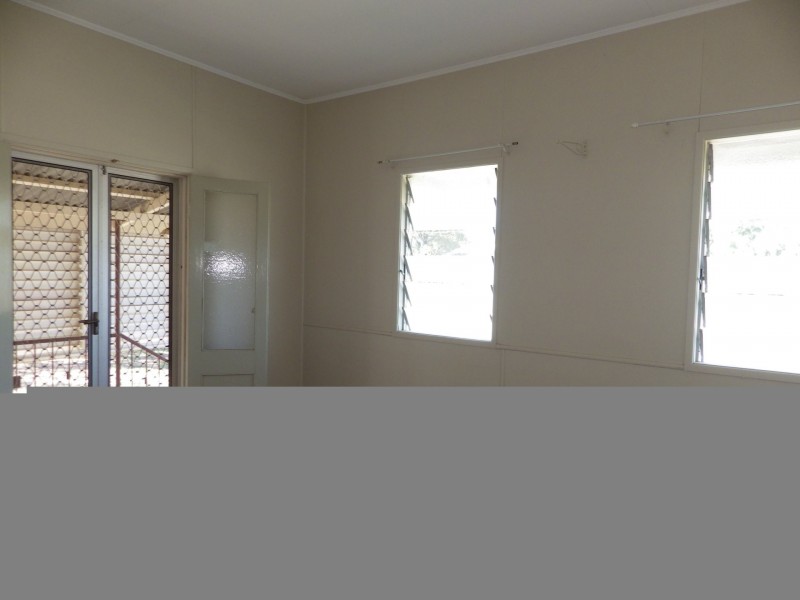 37-39 Charles Street, Roma QLD 4455