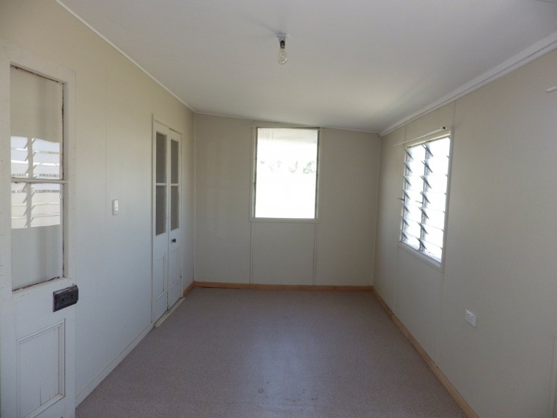 37-39 Charles Street, Roma QLD 4455