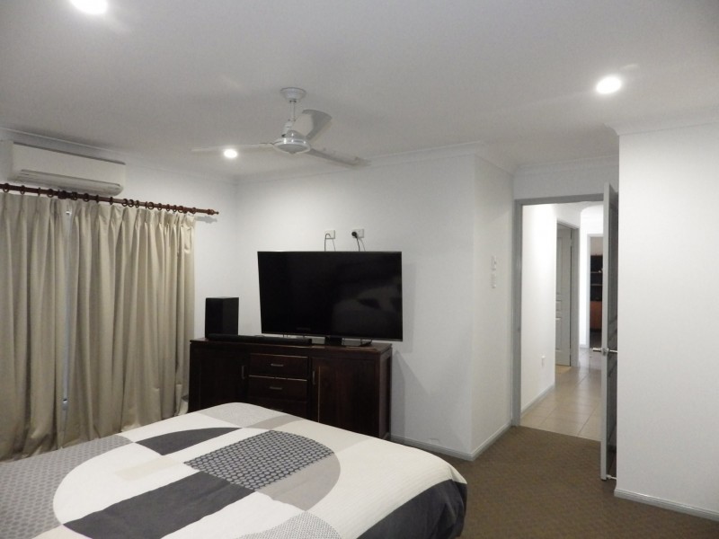8 Beetson Drive, Roma QLD 4455