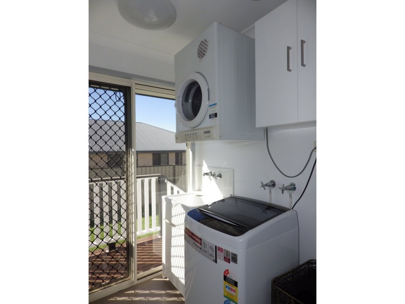 8 Beetson Drive, Roma QLD 4455