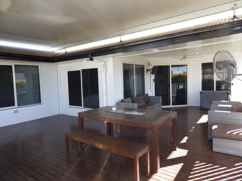 8 Beetson Drive, Roma QLD 4455