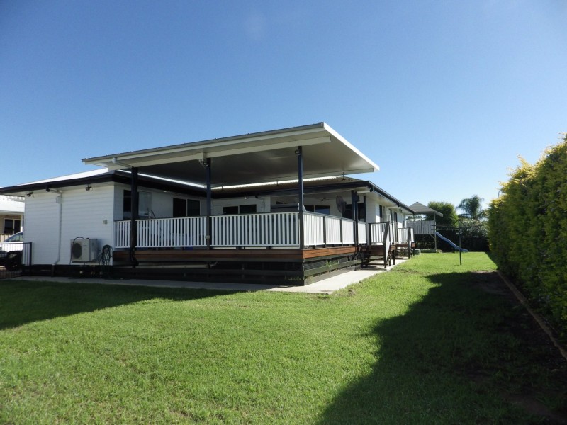 8 Beetson Drive, Roma QLD 4455