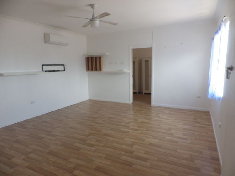 16 Fowles Street, Roma QLD 4455