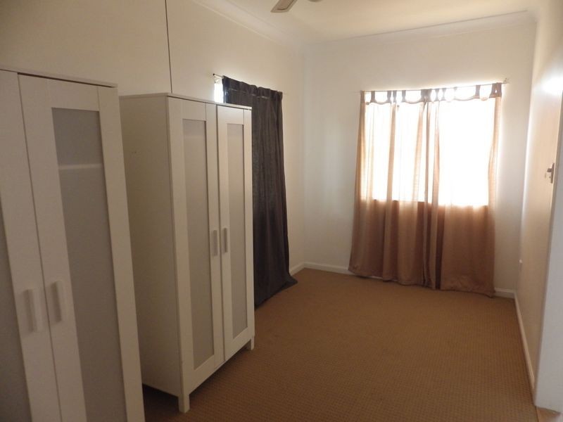 16 Fowles Street, Roma QLD 4455