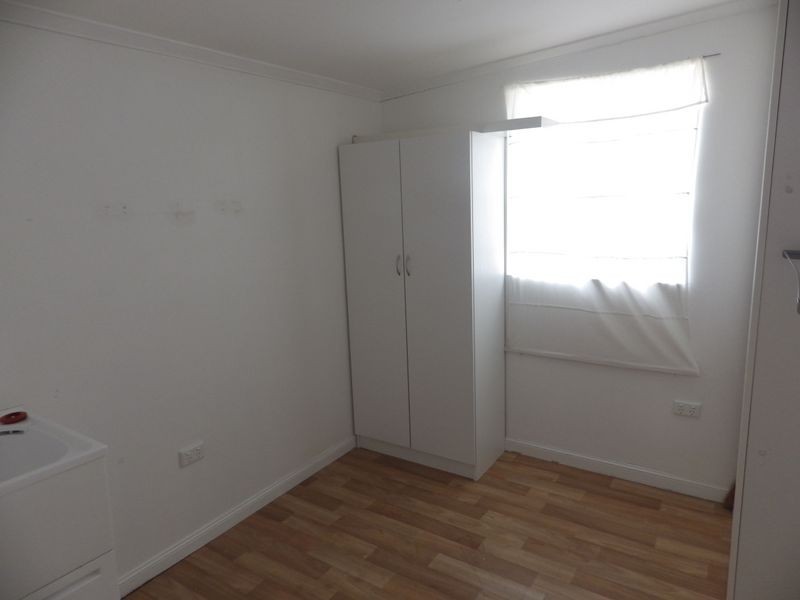 16 Fowles Street, Roma QLD 4455