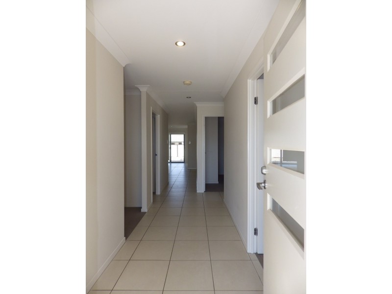 36 Howard Street, Roma QLD 4455