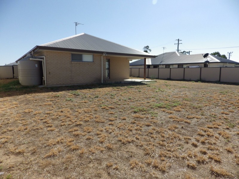 36 Howard Street, Roma QLD 4455