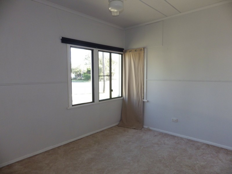 37 Taylor Street, Roma QLD 4455