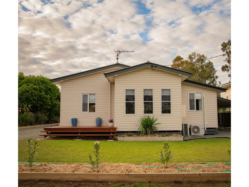 129 Miscamble Street, Roma QLD 4455