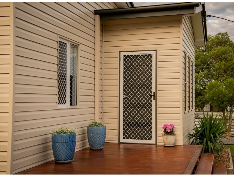 129 Miscamble Street, Roma QLD 4455