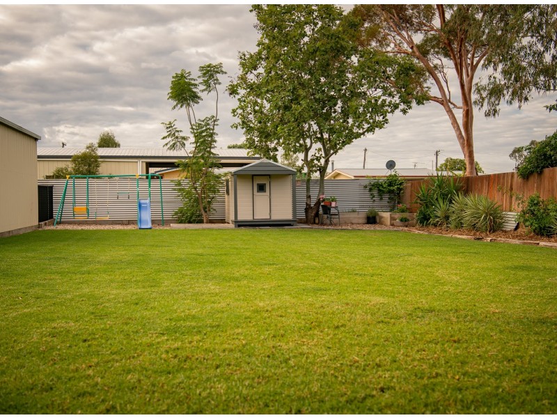 129 Miscamble Street, Roma QLD 4455