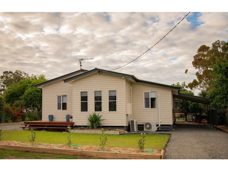 129 Miscamble Street, Roma QLD 4455