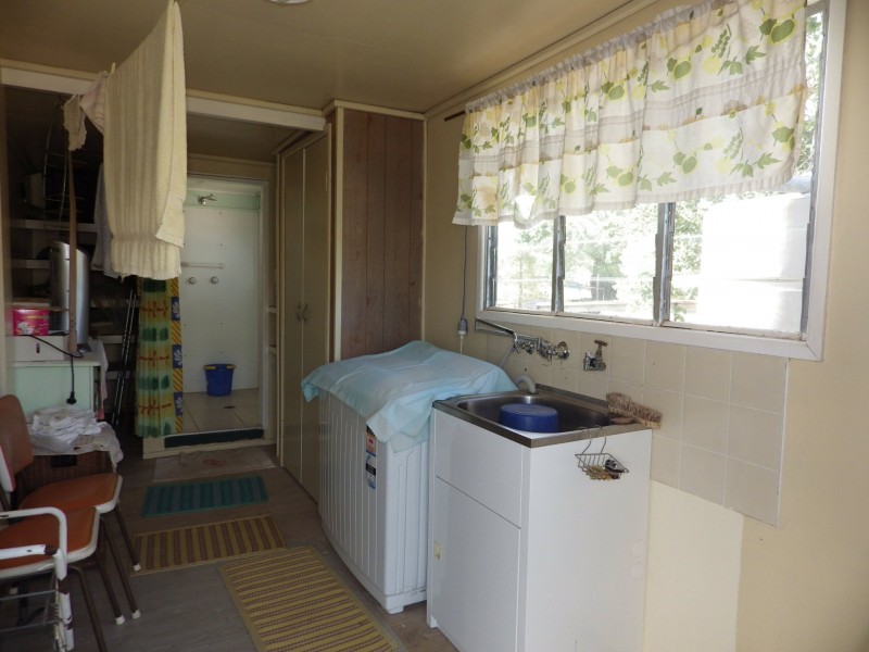 43 Russell Street, Wallumbilla QLD 4428