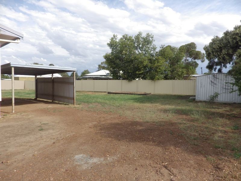 4 Russell Street, Roma QLD 4455
