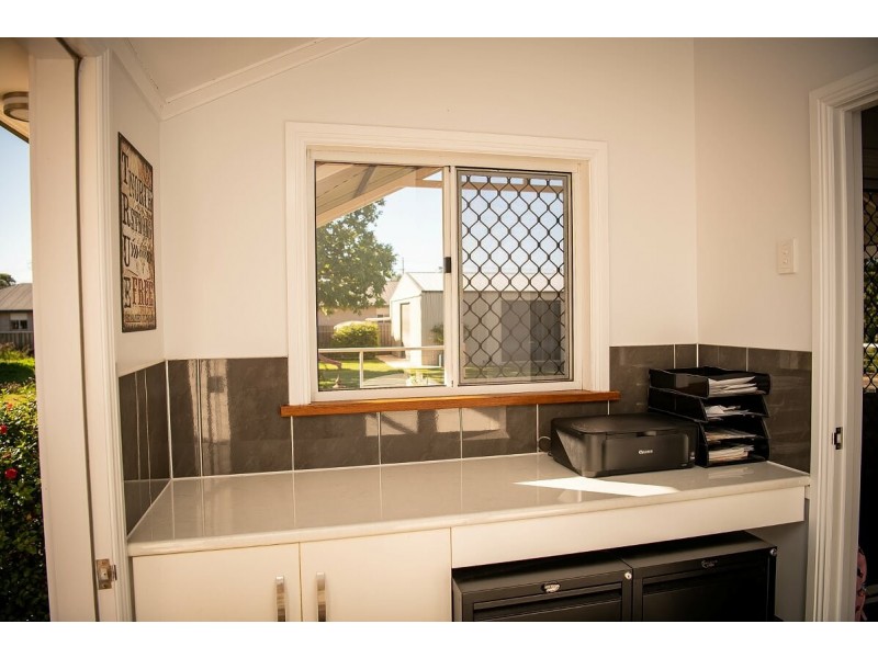 42 Feather Street, Roma QLD 4455