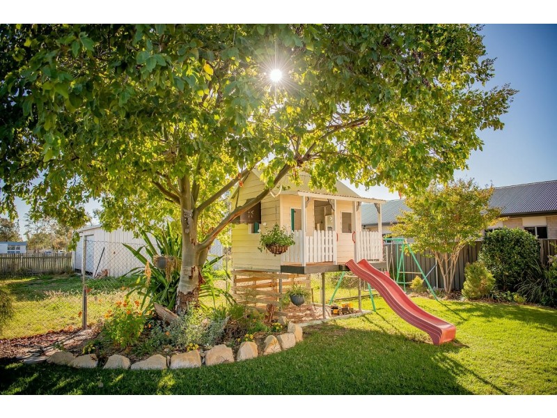 42 Feather Street, Roma QLD 4455