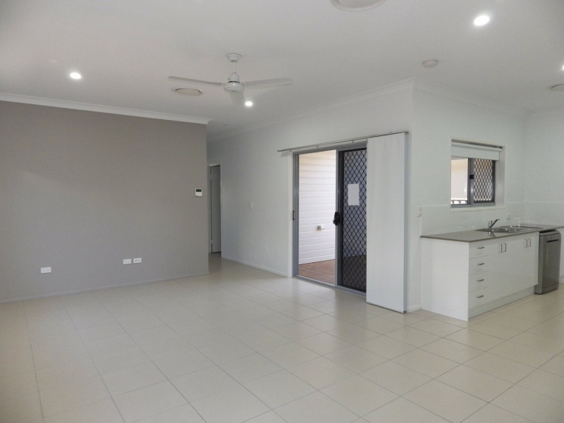 12 Clearview Drive, Roma QLD 4455