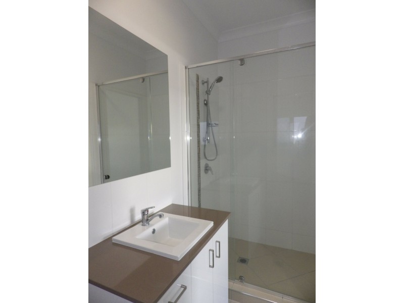 12 Clearview Drive, Roma QLD 4455