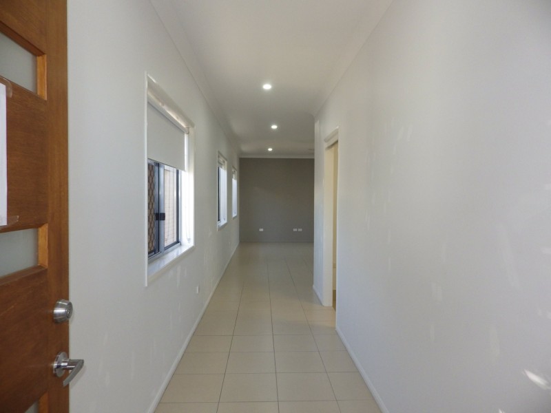 12 Clearview Drive, Roma QLD 4455