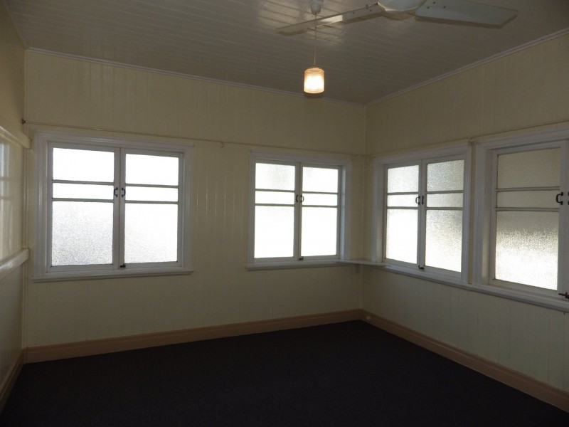 76 Alice Street, Mitchell QLD 4465