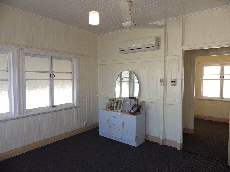 76 Alice Street, Mitchell QLD 4465