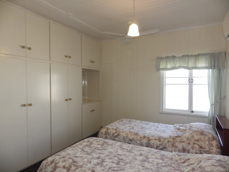 76 Alice Street, Mitchell QLD 4465
