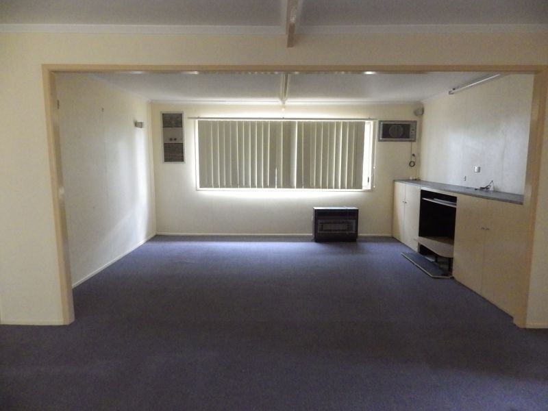 17 Beitz Street, Roma QLD 4455
