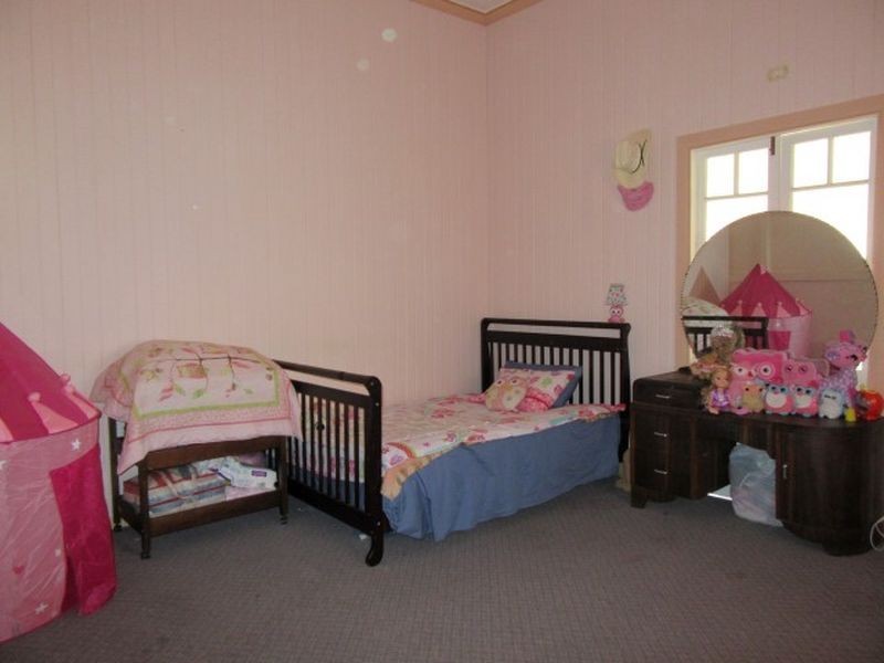 2-4 South Street, Roma QLD 4455