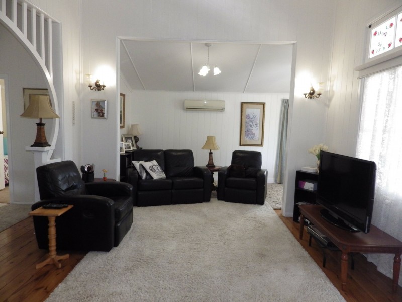 12 Mayne Street, Roma QLD 4455