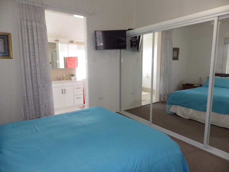 12 Mayne Street, Roma QLD 4455