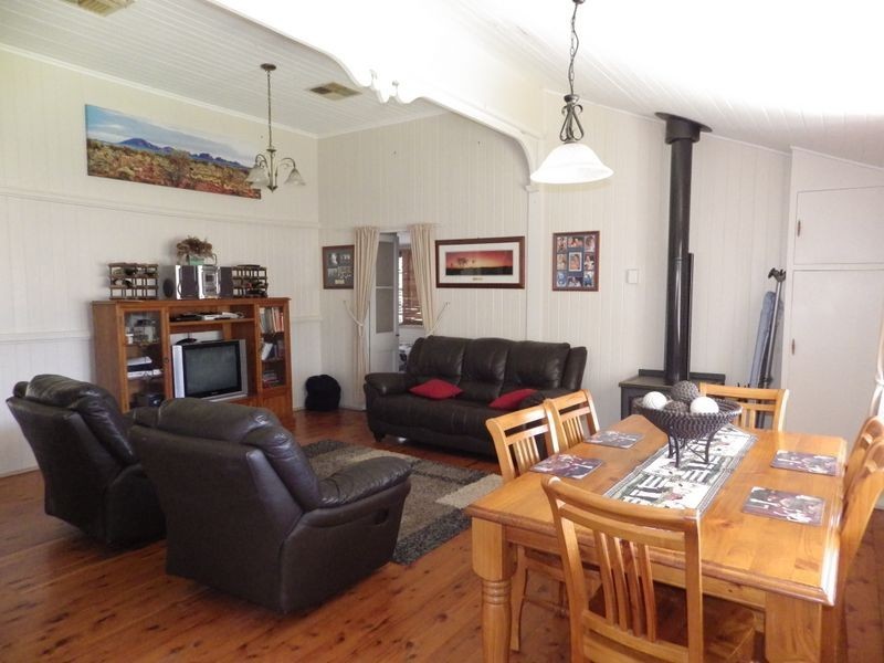 9 Miscamble Street, Roma QLD 4455