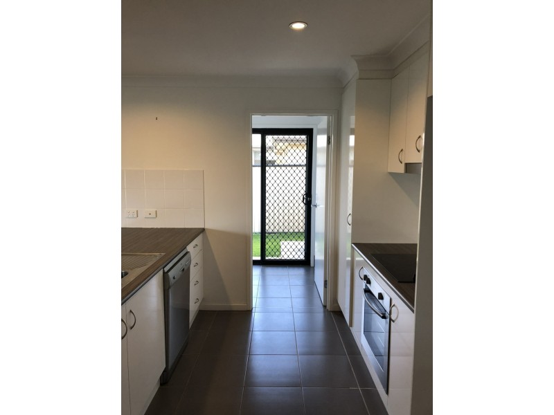 34 Howard Street, Roma QLD 4455