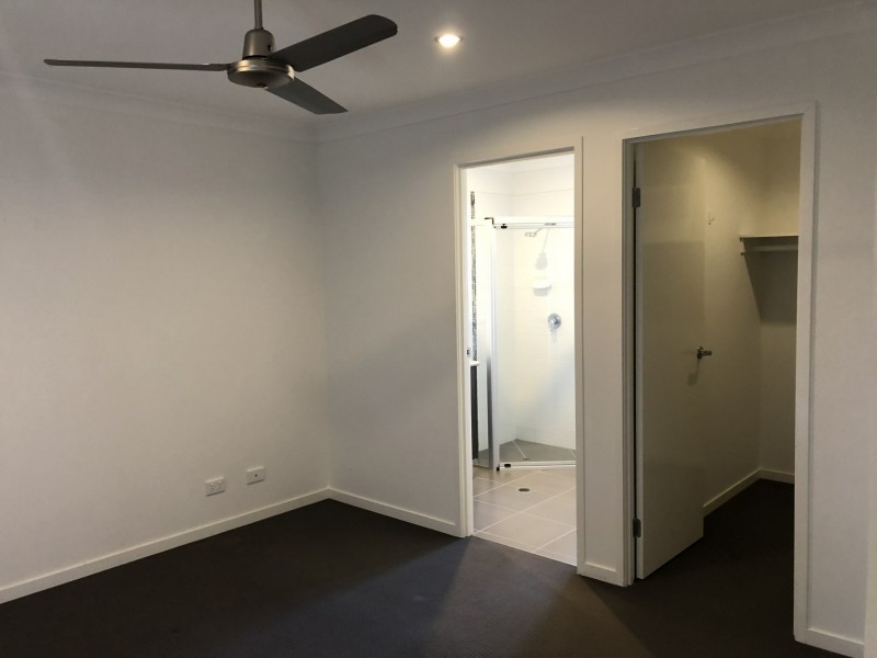 34 Howard Street, Roma QLD 4455