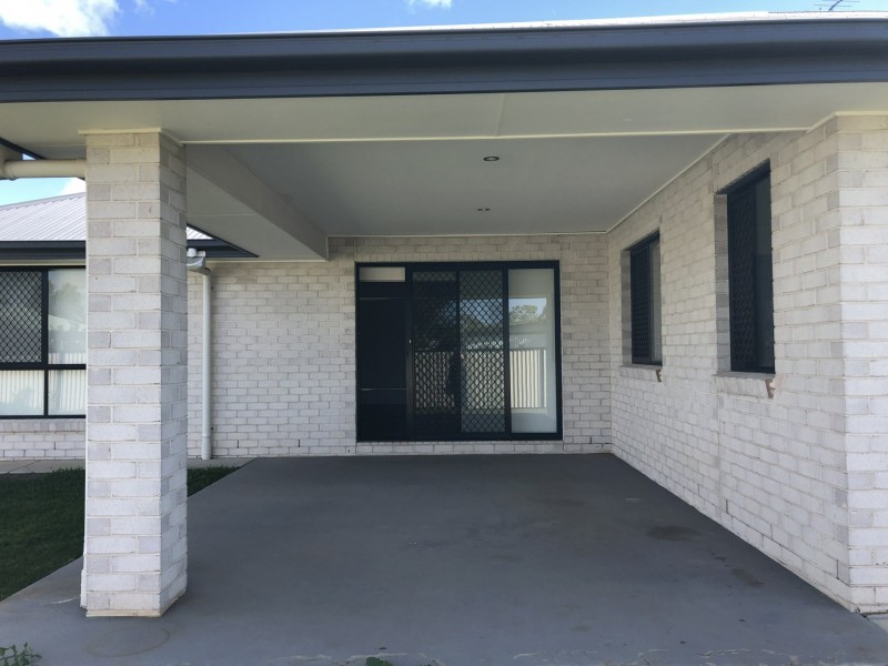 34 Howard Street, Roma QLD 4455