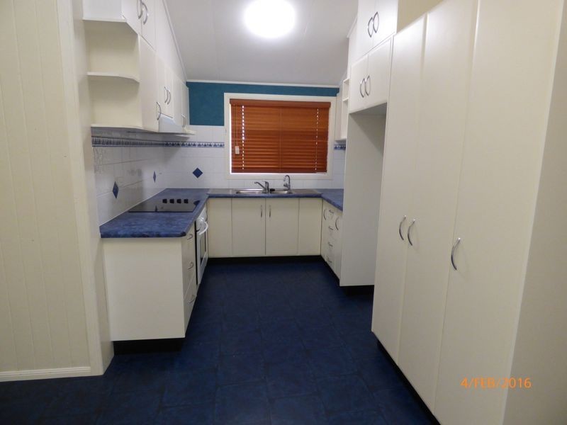 24 McDowall Street, Roma QLD 4455