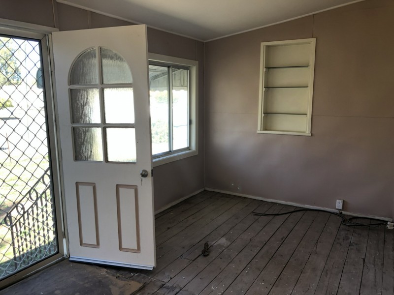 56 Hutton Street, Injune QLD 4454