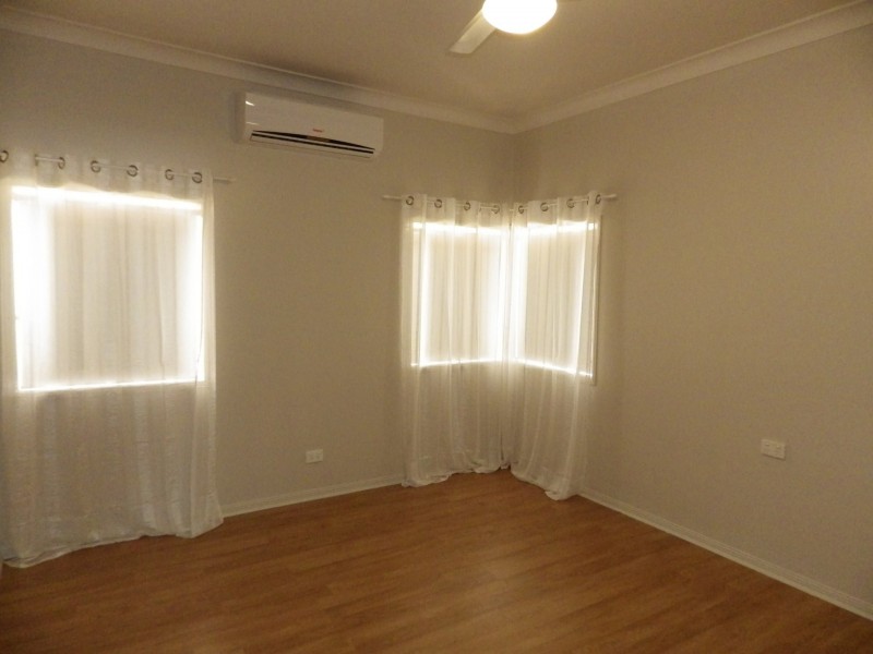 6-8 Landsborough Street, Wallumbilla QLD 4428