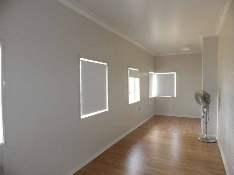 6-8 Landsborough Street, Wallumbilla QLD 4428