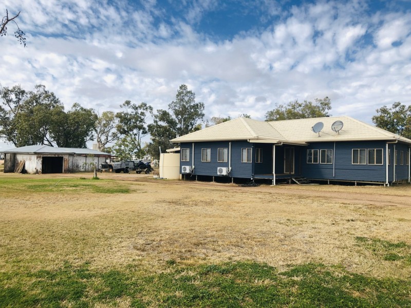 6-8 Landsborough Street, Wallumbilla QLD 4428