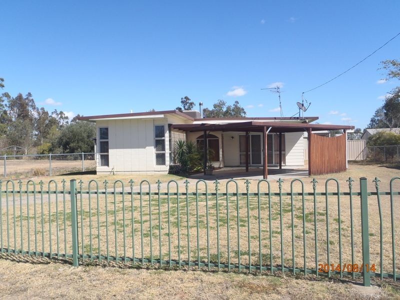 9 Wright Street, Roma QLD 4455