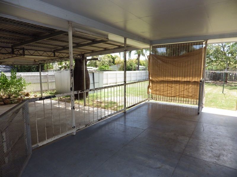 15 Lewis Street, Roma QLD 4455