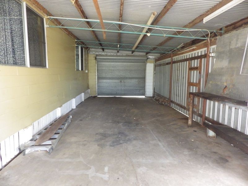 15 Lewis Street, Roma QLD 4455