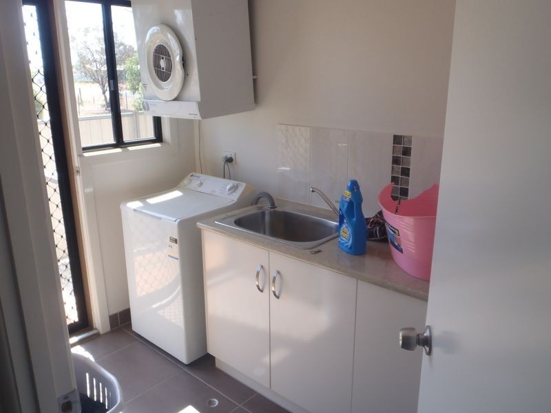 40 Raglan Street, Roma QLD 4455