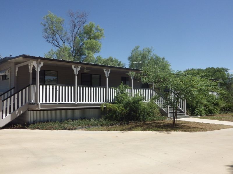 27A Allen Street, Roma QLD 4455