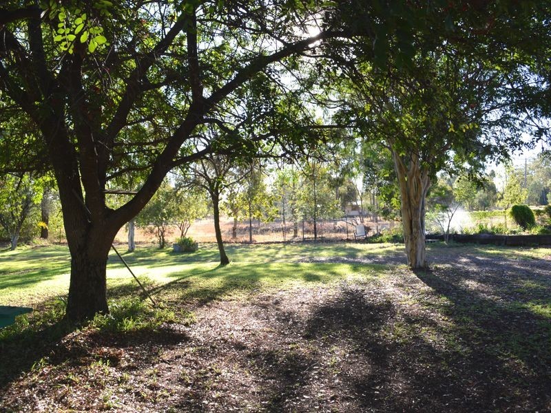 9 Lalors Lane, Roma QLD 4455