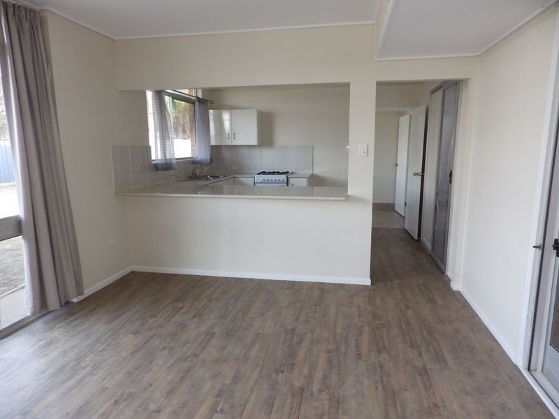 2 Nightingale Street, Roma QLD 4455