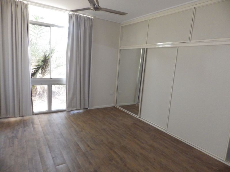 2 Nightingale Street, Roma QLD 4455